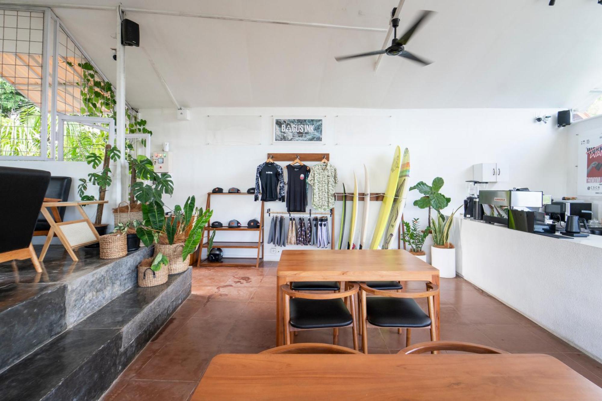 Bagus Ink Surf Camp छात्रावास